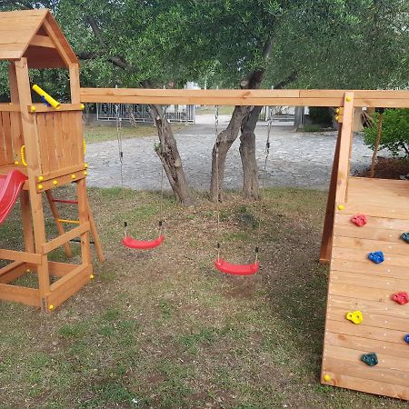 Apartmani Zoric Водице Экстерьер фото