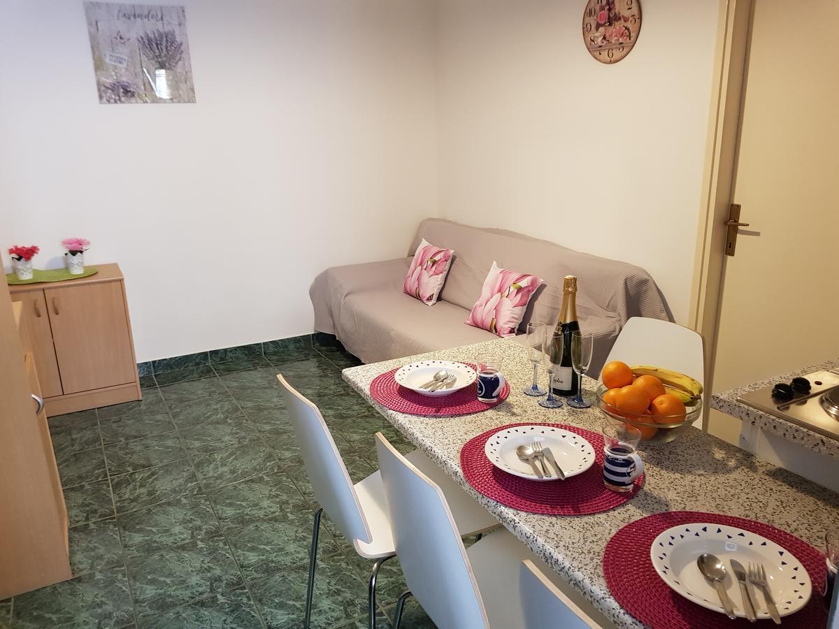 Apartmani Zoric Водице Экстерьер фото
